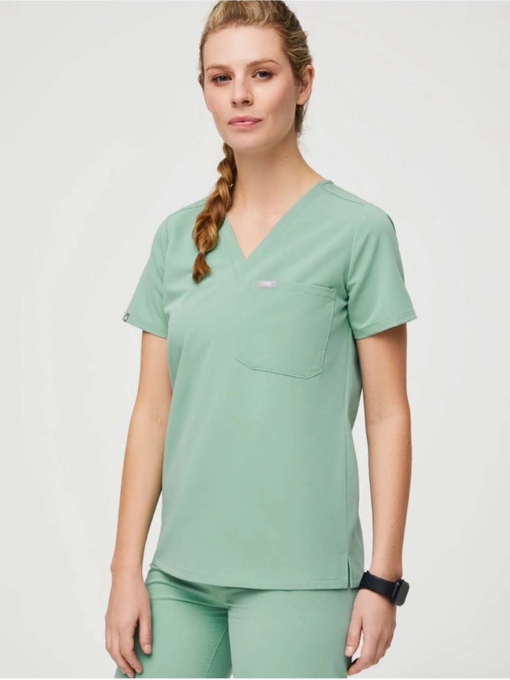 Catarina One Pocket Scrub Top in Jade | FIGS